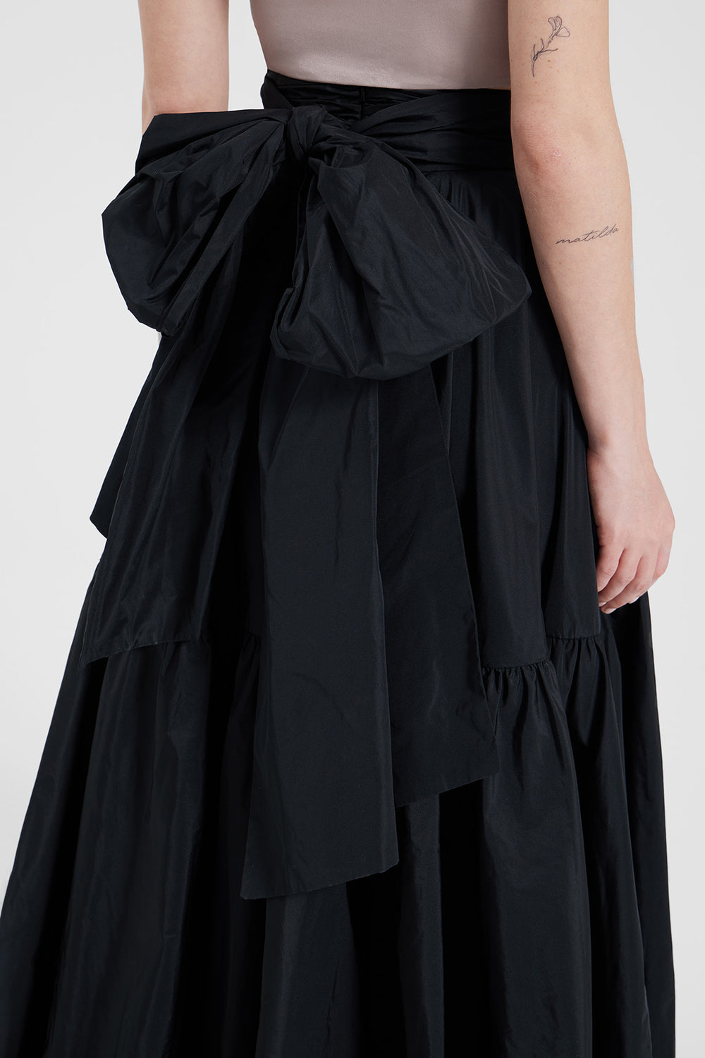 Load image into Gallery viewer, Taffeta tiered skirt