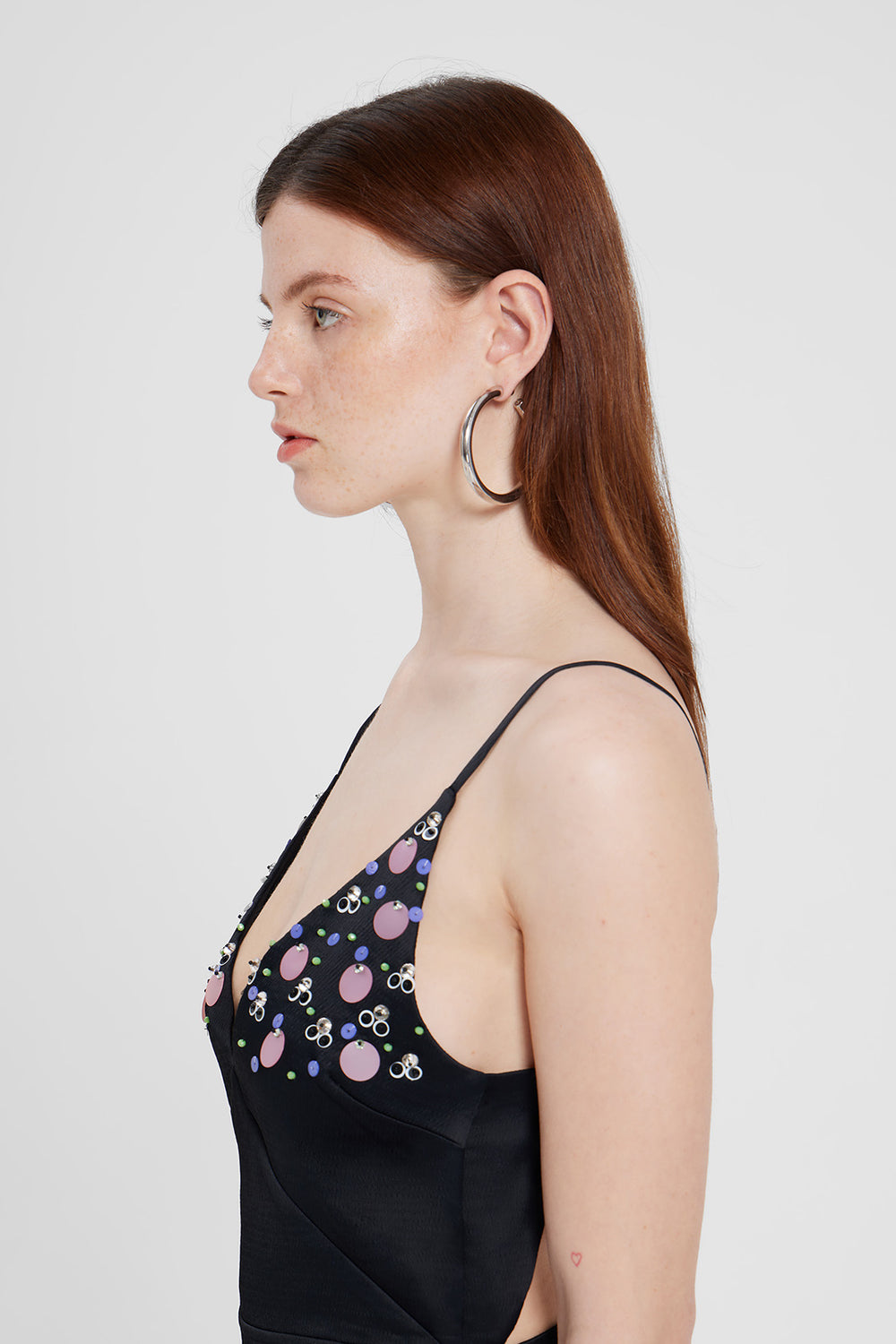 Load image into Gallery viewer, Embroidered V-neck top