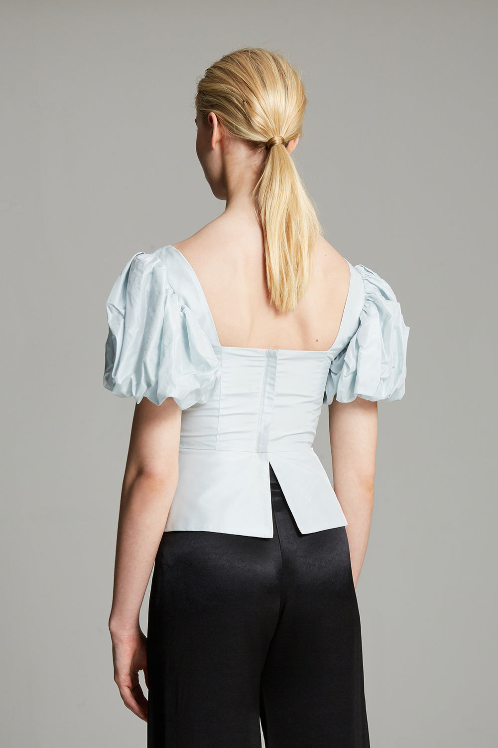 Load image into Gallery viewer, Puff sleeve top