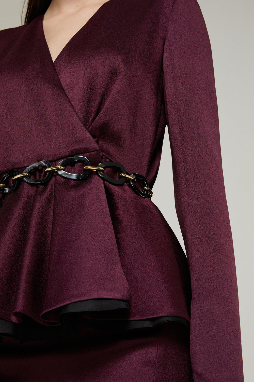 Load image into Gallery viewer, Cross-over peplum top