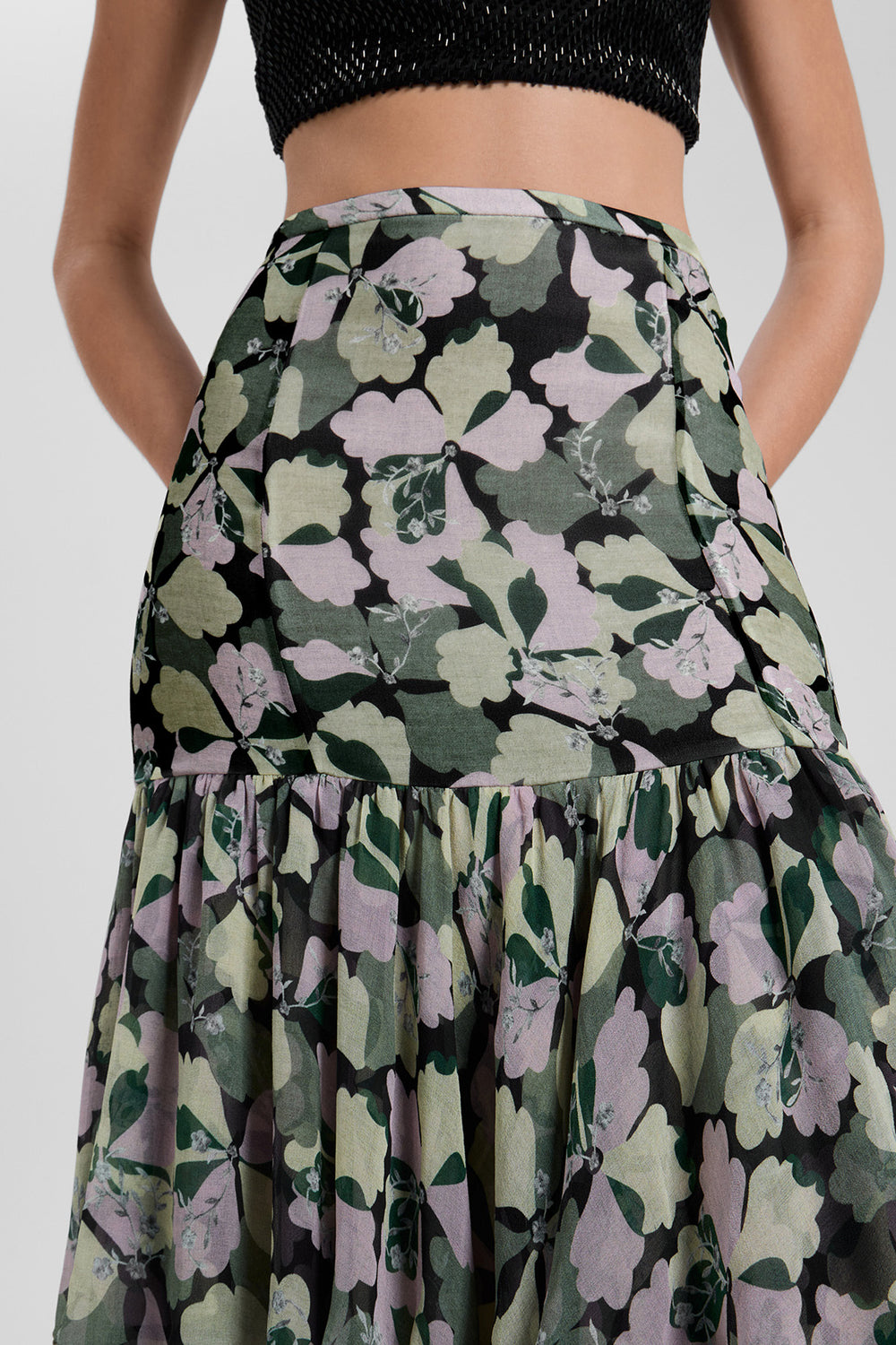 Load image into Gallery viewer, Floral tiered maxi skirt